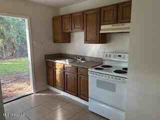 6525 Jasmine Drive #4 - Photo 4 of 27