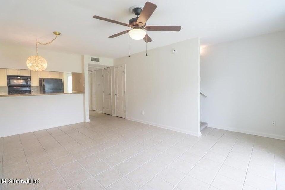 3230 Cumberland Rd Apt 39 #39 - Photo 7 of 22