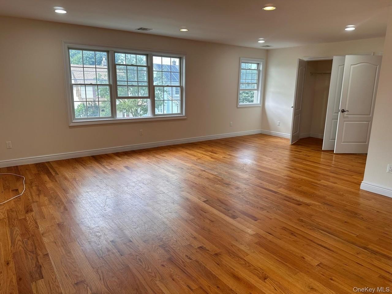 191 Jefferson Avenue - Photo 3 of 11