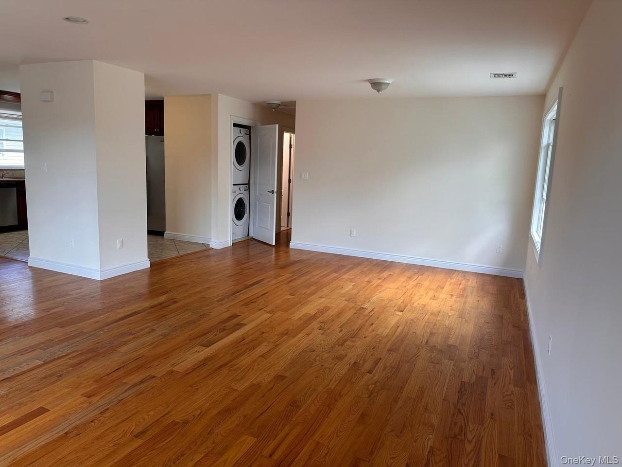 191 Jefferson Avenue - Photo 4 of 11