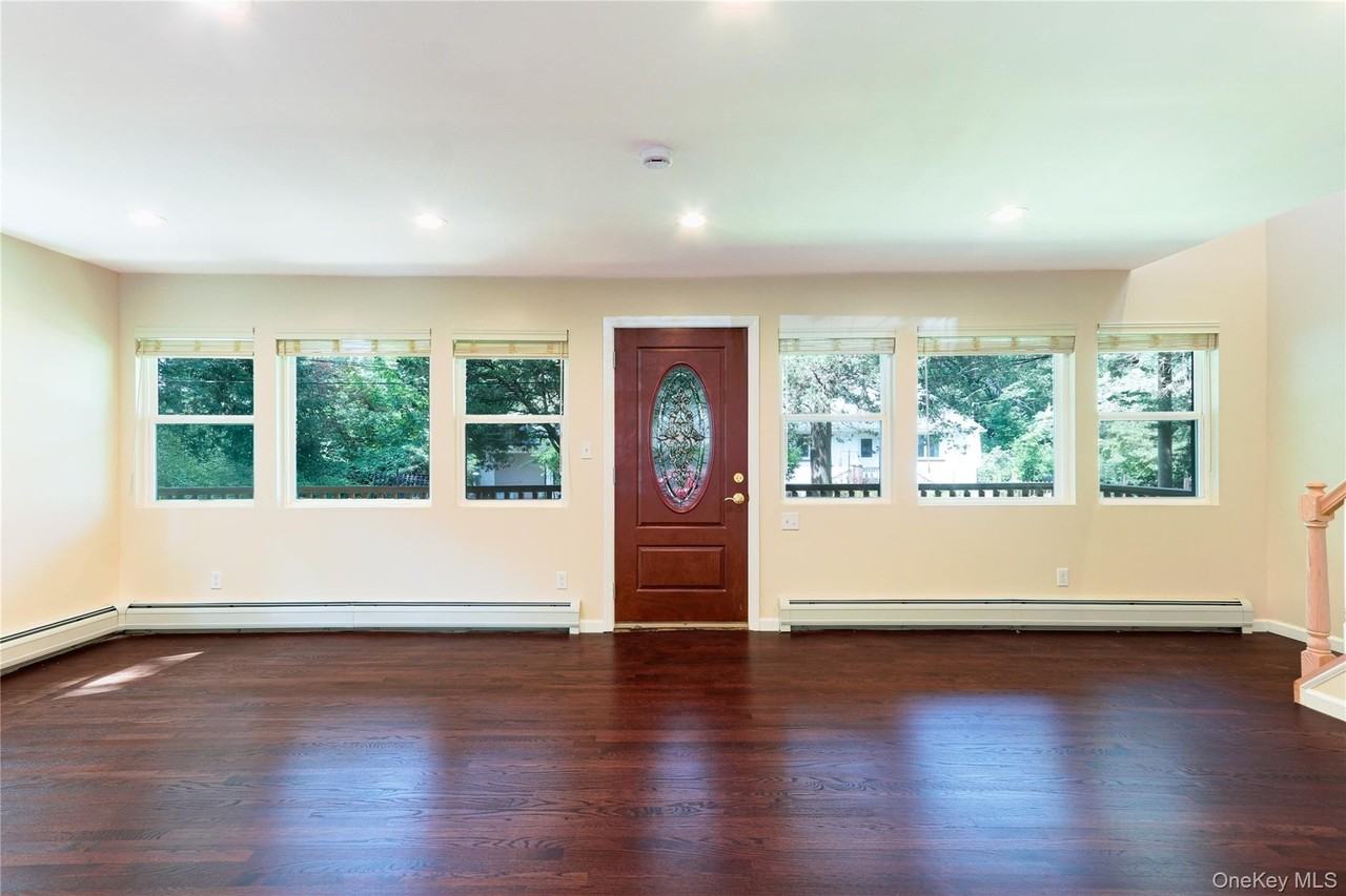 12 14th St - Photo 3 of 33