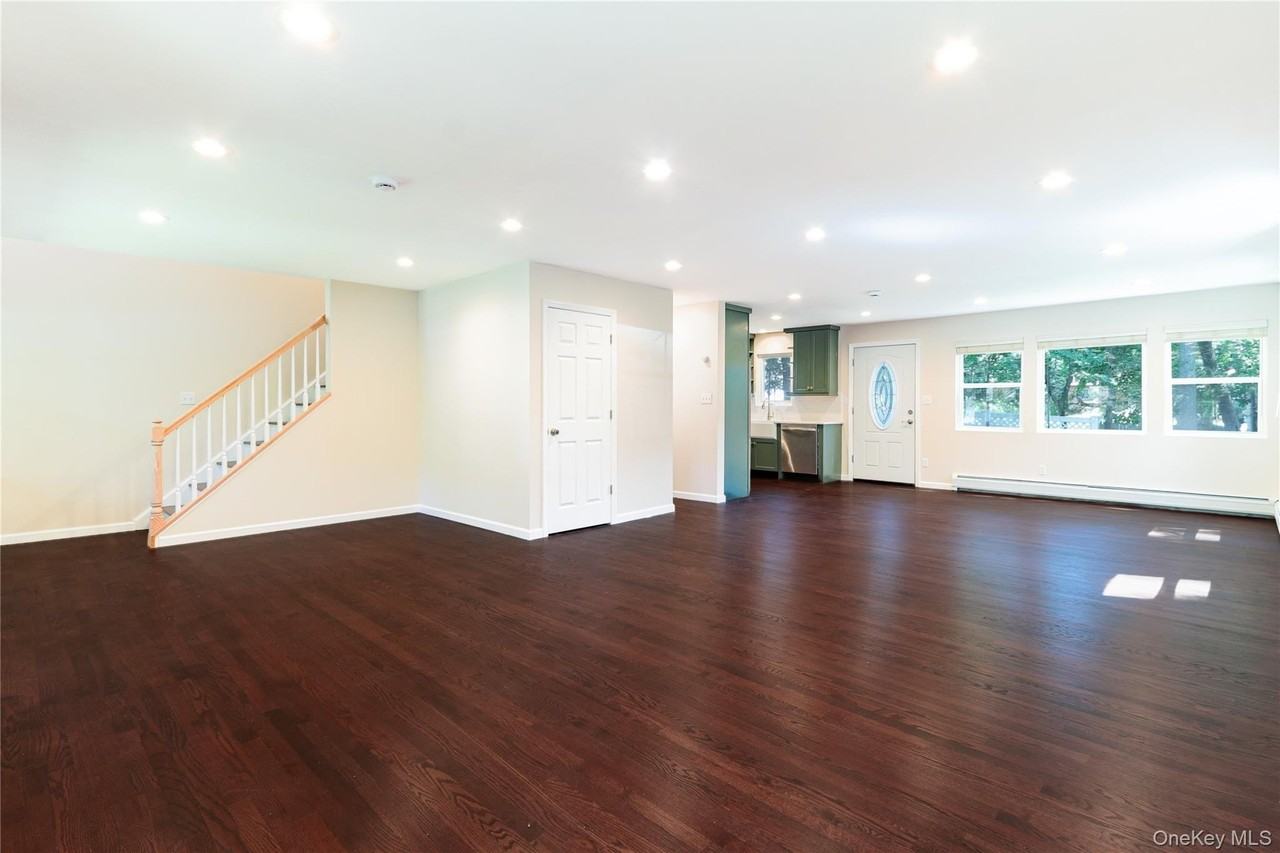 12 14th St - Photo 6 of 33