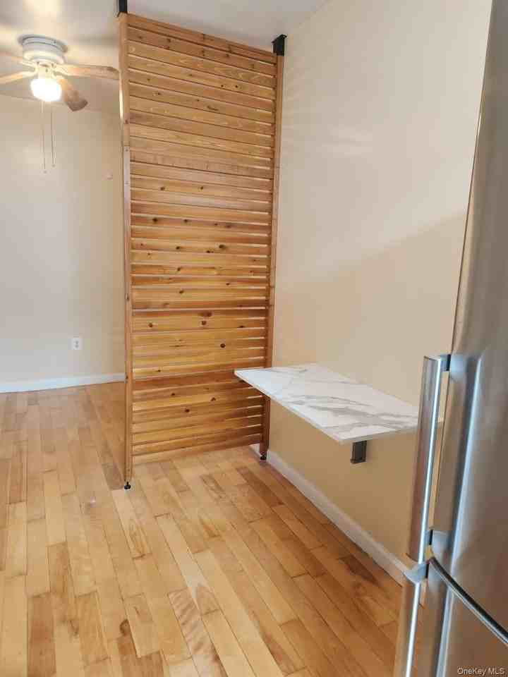 2181 Strauss St Apt 1r #1R - Photo 5 of 13