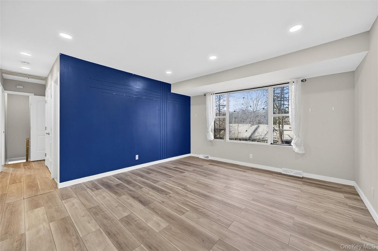 12 Revere Rd - Photo 7 of 32