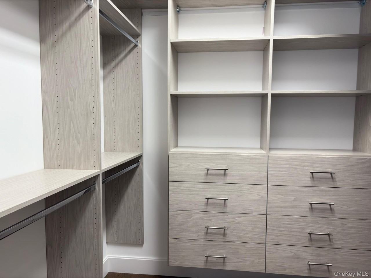 1005 Mill Crk N - Photo 5 of 5