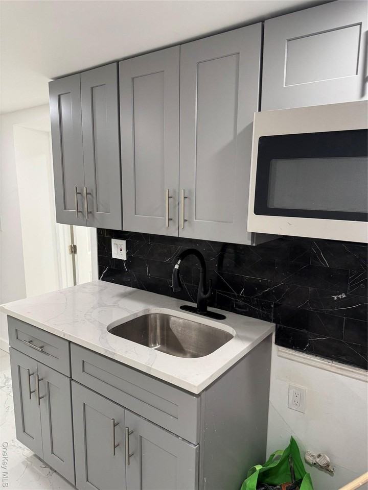 17917 Selover Rd - Photo 3 of 9