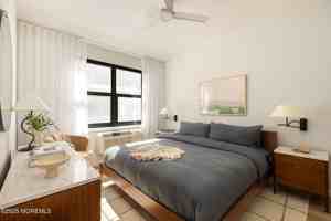 featured image of 1150 Kingsley Street #641