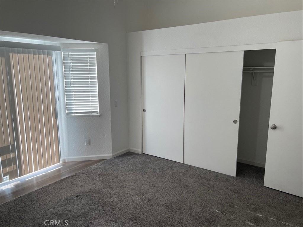 1005 Lilac St - Photo 7 of 9