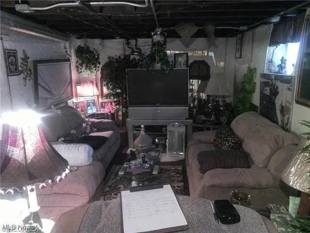 1316 E 91st St - Photo 2 of 14