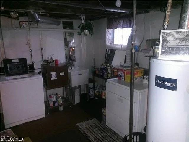 1316 E 91st St - Photo 3 of 14