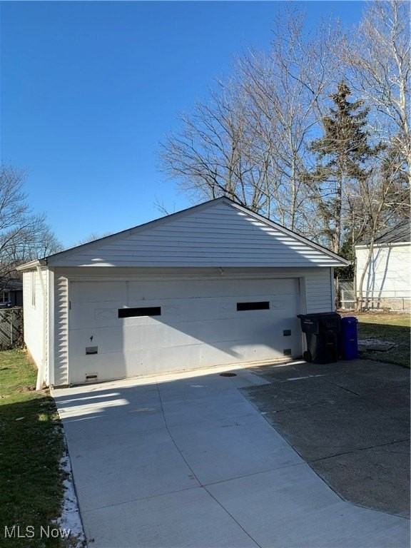 5014 East 71st Street - Photo 2 of 20