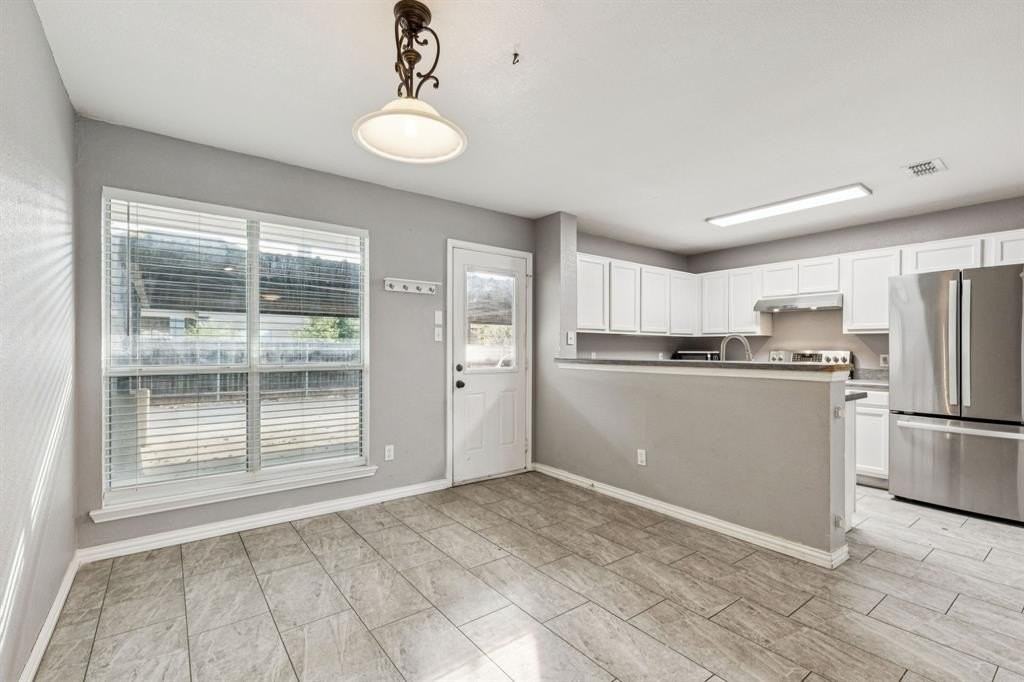 5724 Giddyup Ln - Photo 7 of 26