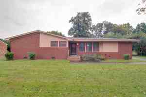 featured image of 4108 Lakeview Drive