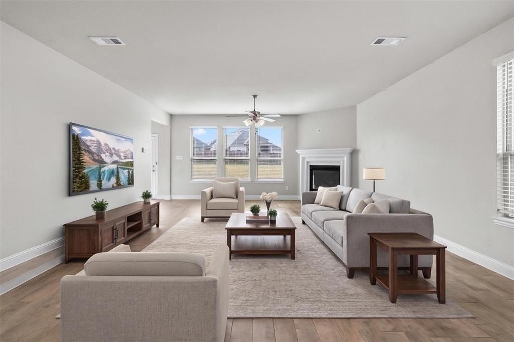 1200 Carinna Dr - Photo 3 of 22