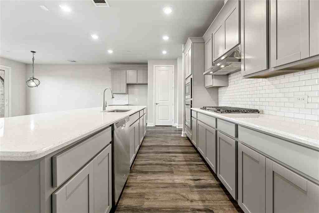 5517 Liberty Dr - Photo 6 of 33