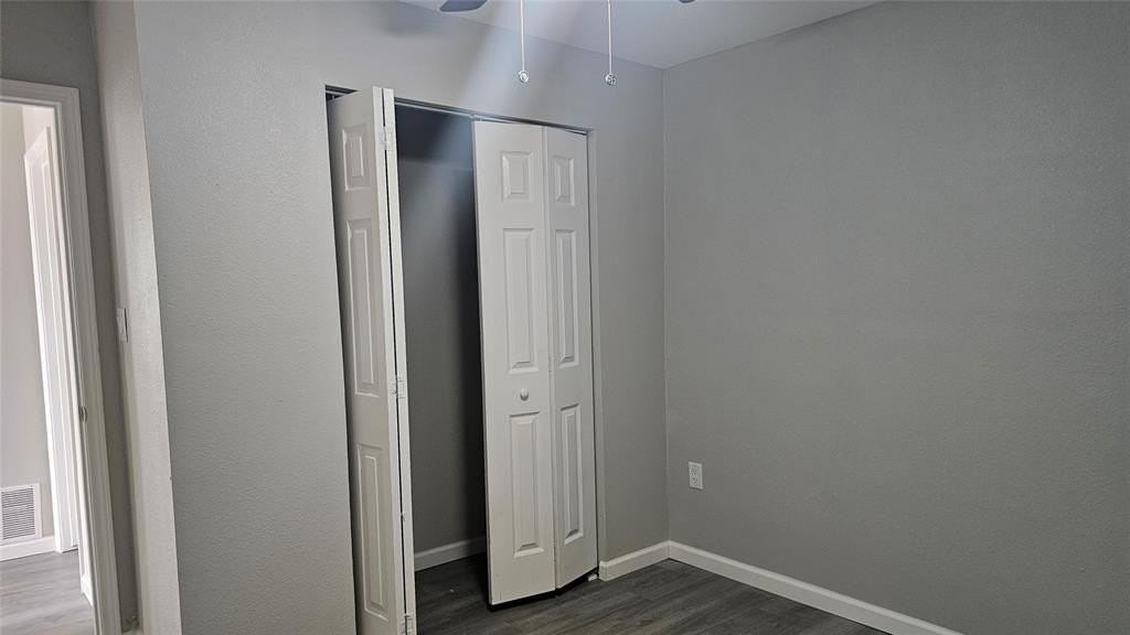 1624 Cedar St - Photo 3 of 8