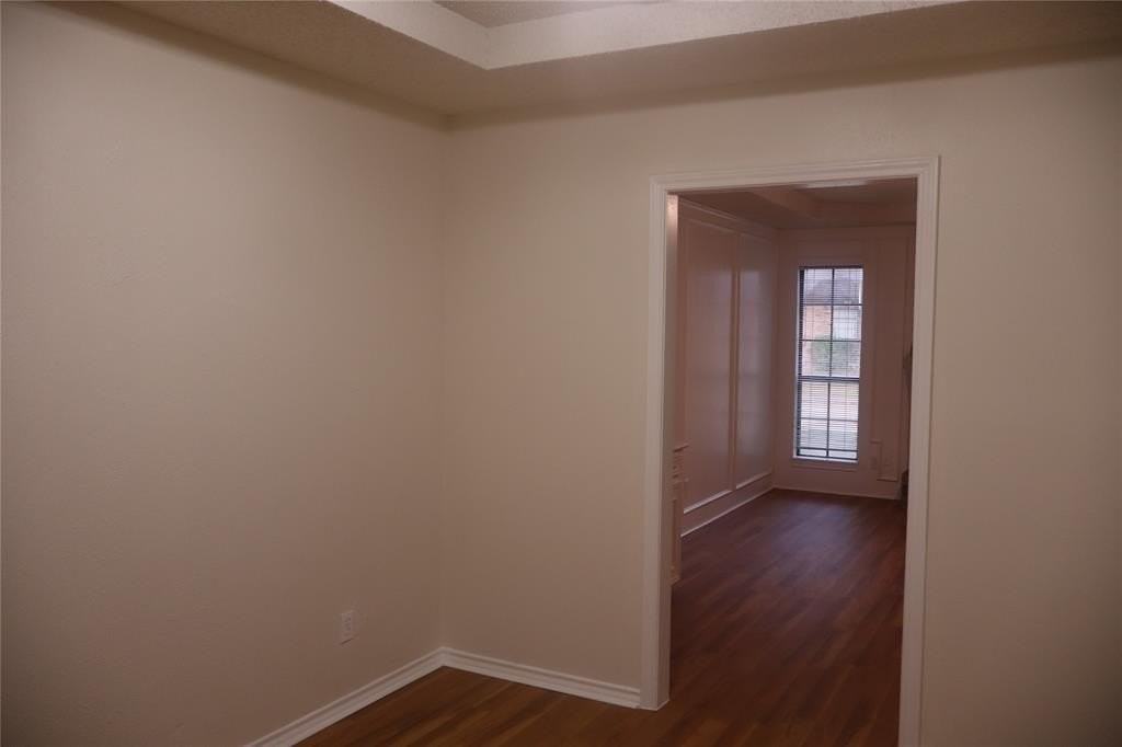 808 Woodway Ln - Photo 5 of 15