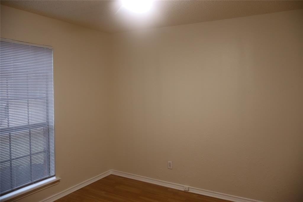 808 Woodway Ln - Photo 7 of 15