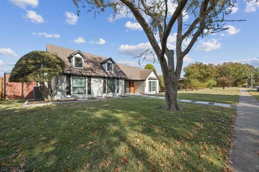 2833 Meadowbrook Dr - Photo 3 of 36