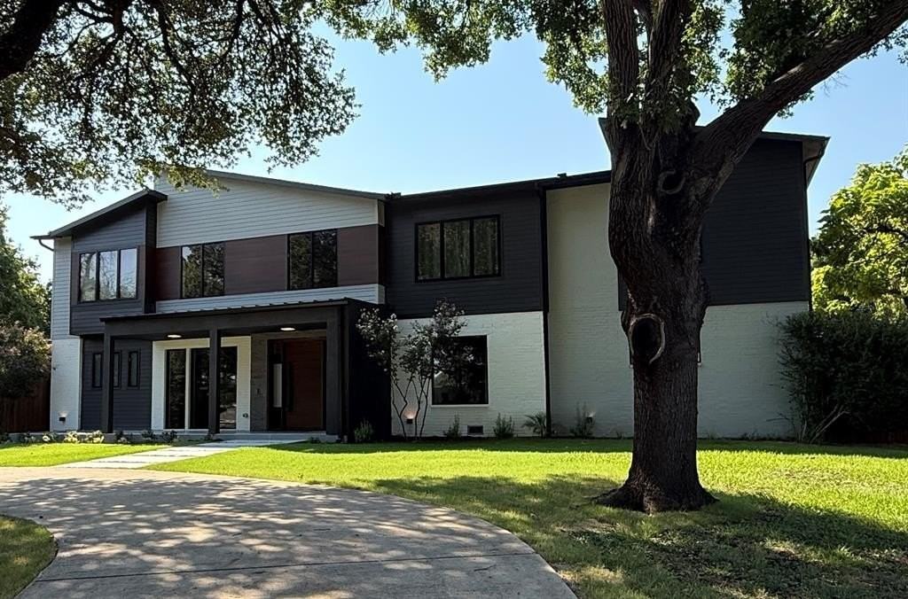 13693 Peyton Dr - Photo 6 of 38