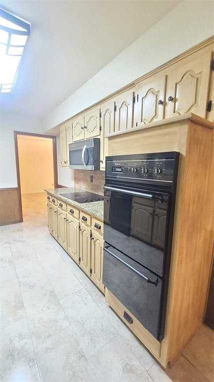 2728 Cross Bend Road - Photo 5 of 17