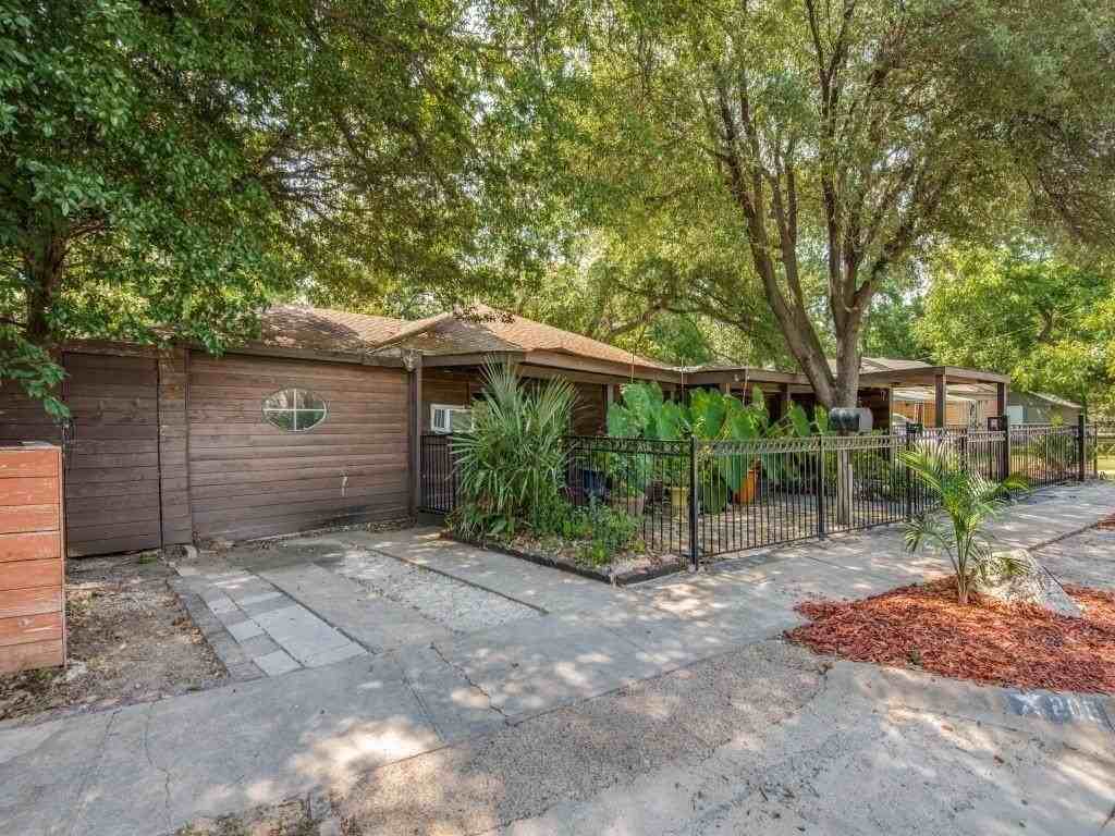 208 Cliffdale Avenue - Photo 3 of 30