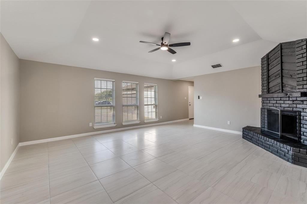 2301 Stillmeadow Dr - Photo 5 of 25