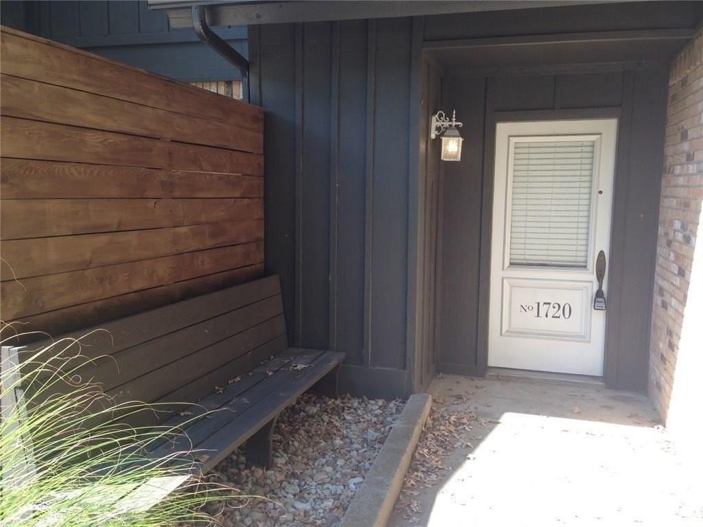 1720 Stonegate Dr - Photo 2 of 16