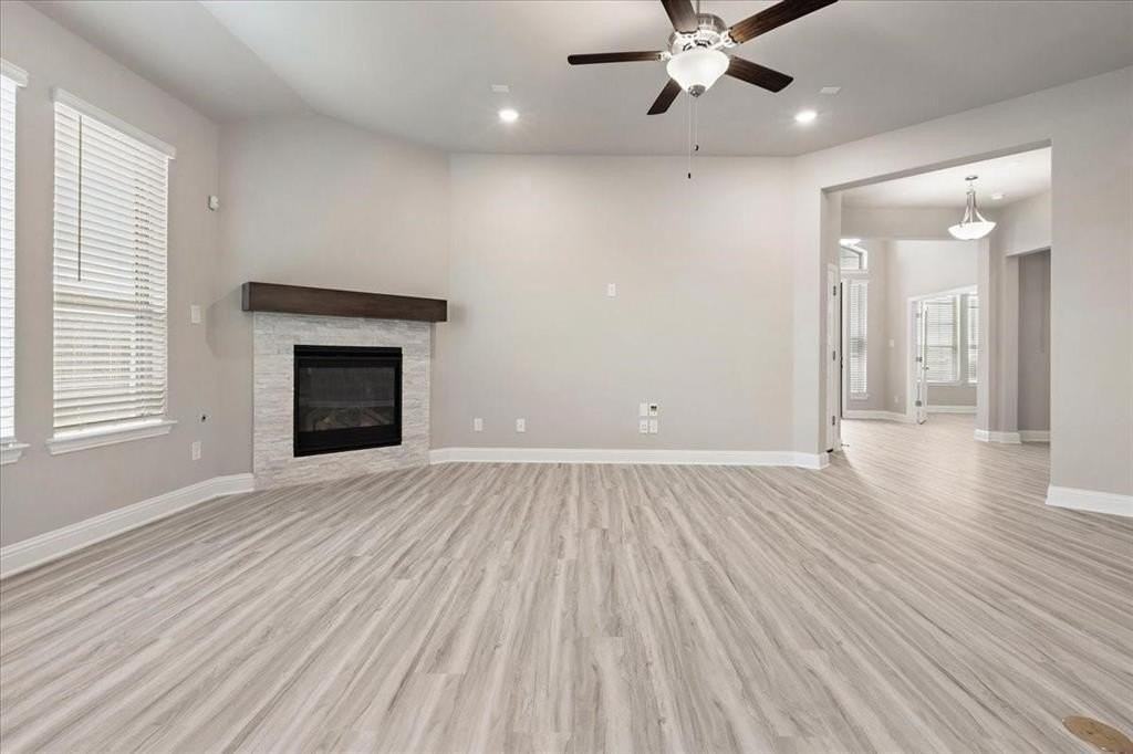 1621 Treleven Court - Photo 2 of 14