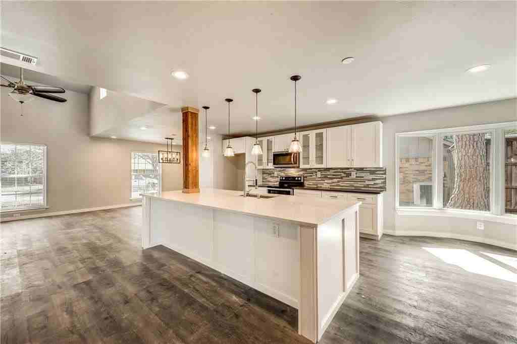 10216 Carry Back Cir - Photo 7 of 28