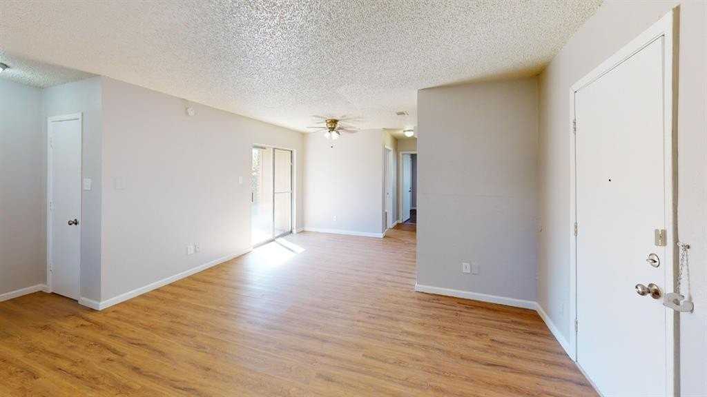 722 Prairie Creek Dr - Photo 5 of 11