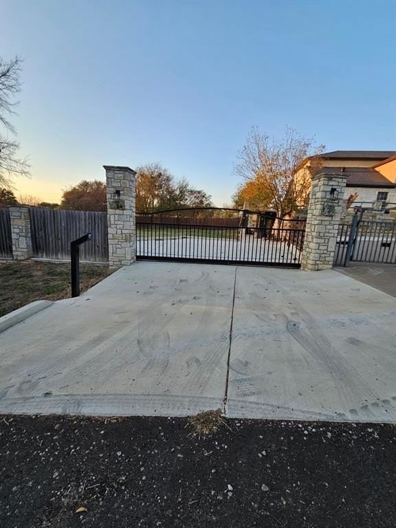 3626B Canyon Rd - Photo 4 of 21