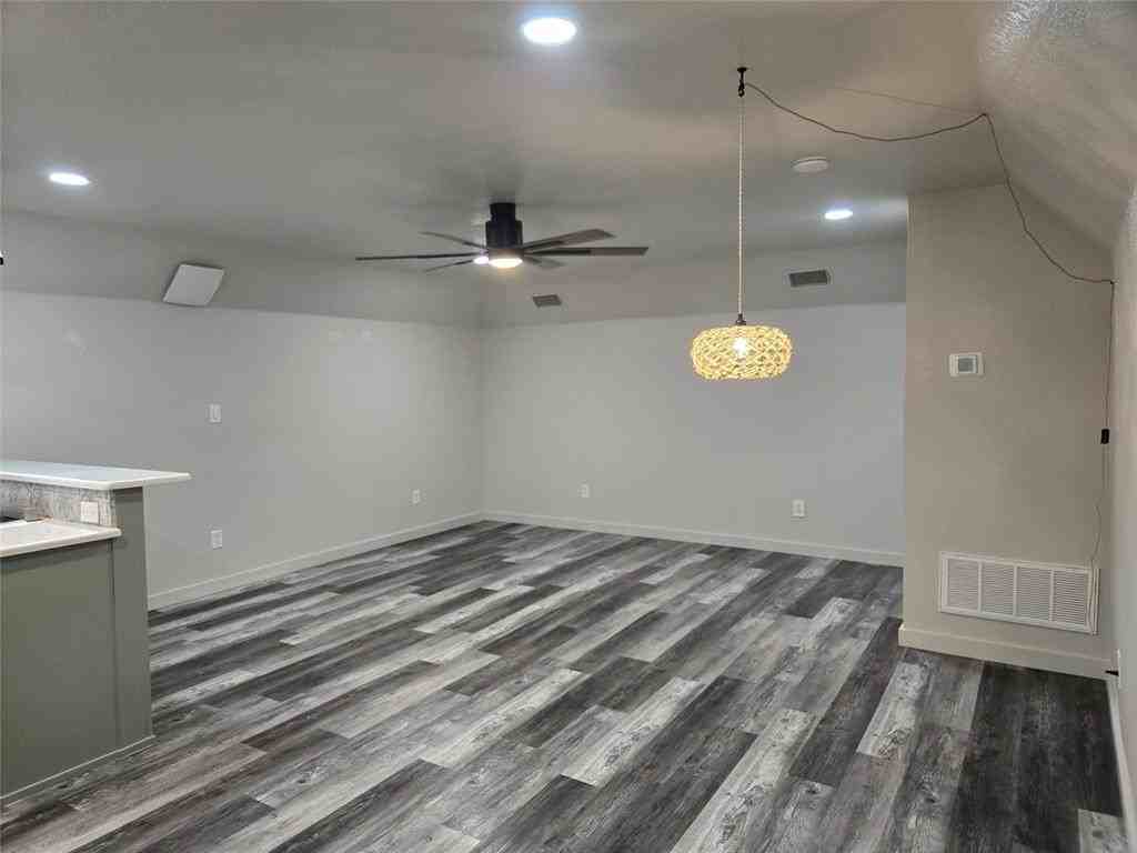 3626B Canyon Rd - Photo 5 of 21