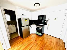 890 West Beech Street #1A - Photo 1 of 1
