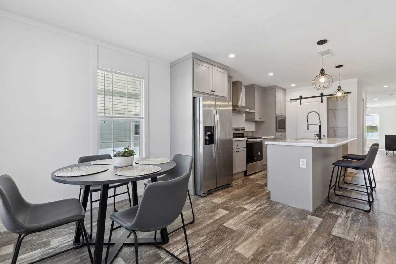 145 Corbans Way - Photo 4 of 22