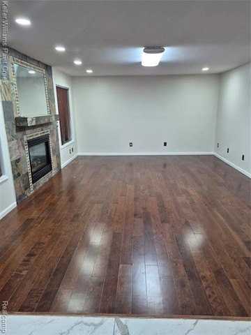 2565 Brilliance - Photo 4 of 23