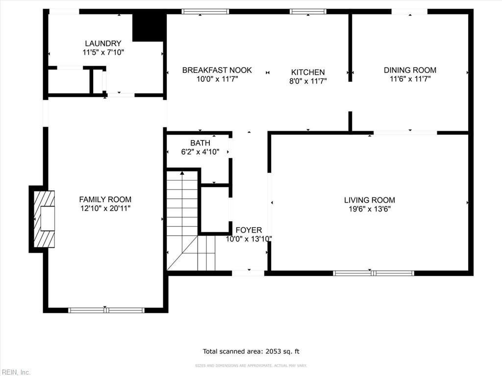 221 Commodore Dr - Photo 5 of 42