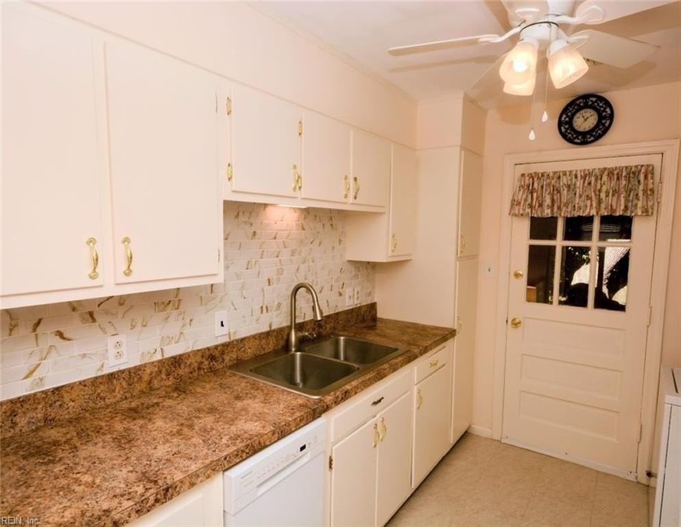 203 79th St - Photo 7 of 33