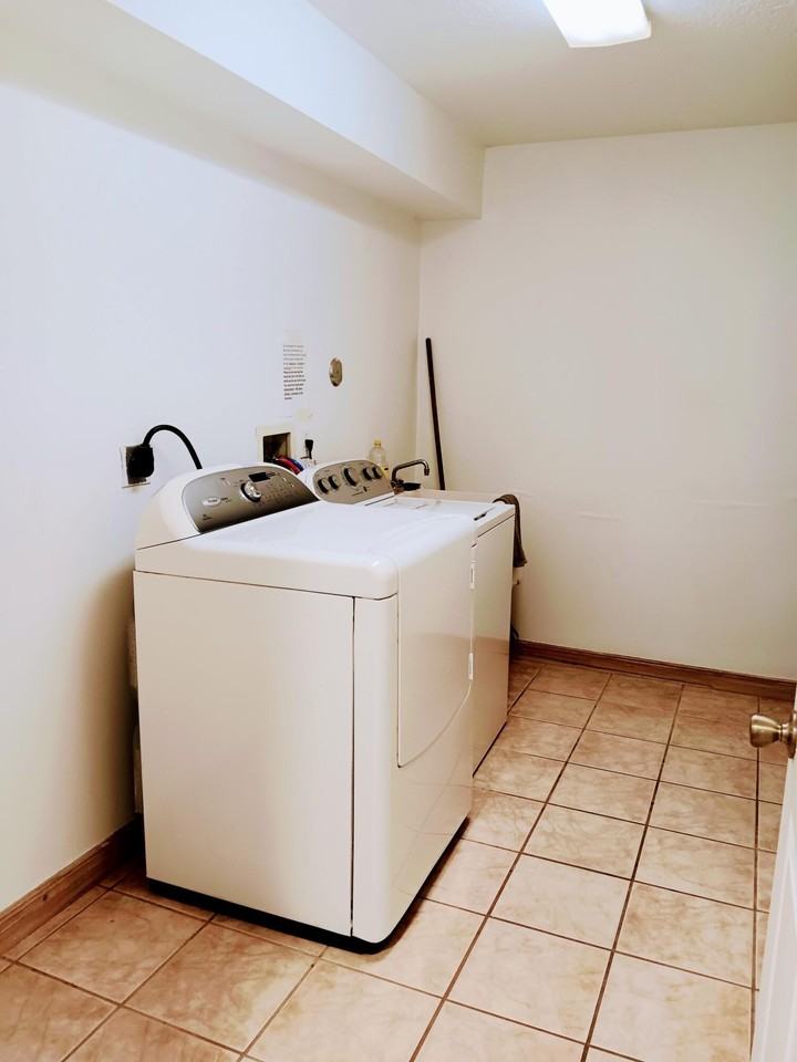 1236 Block Island Rd - Photo 2 of 19