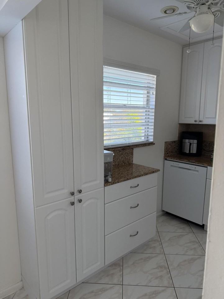 332 Mansfield H - Photo 4 of 27