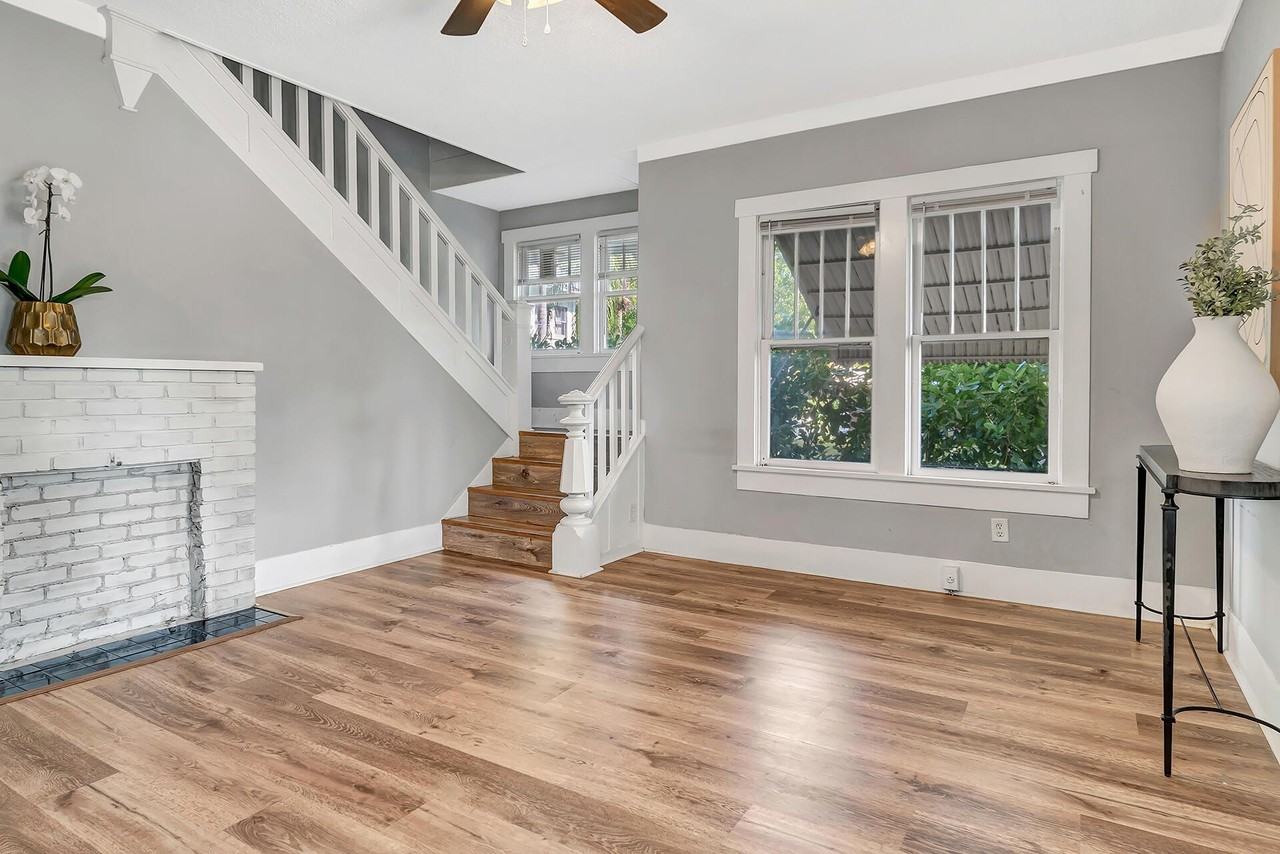 515 46th St #1 - Photo 3 of 22