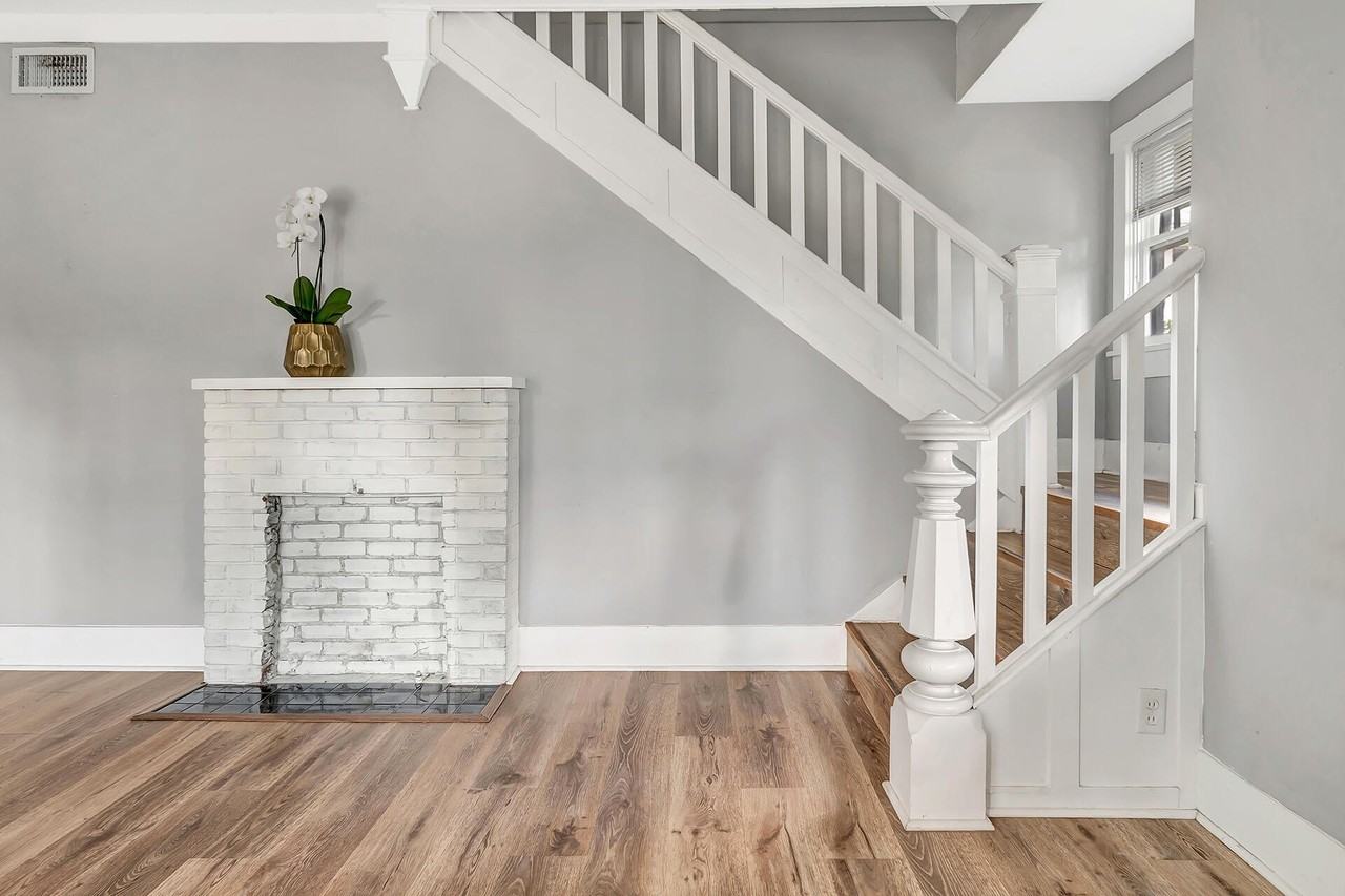 515 46th St #1 - Photo 7 of 22