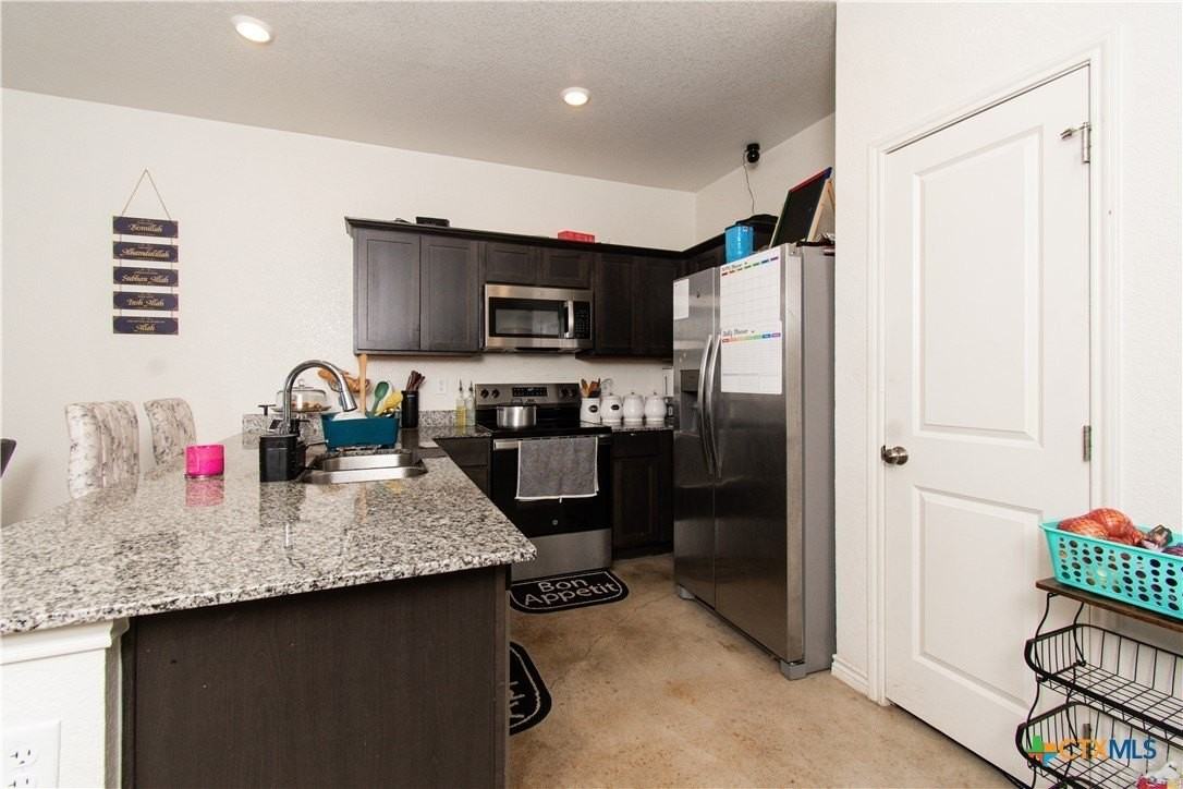 1258 Lehmann #A - Photo 6 of 16