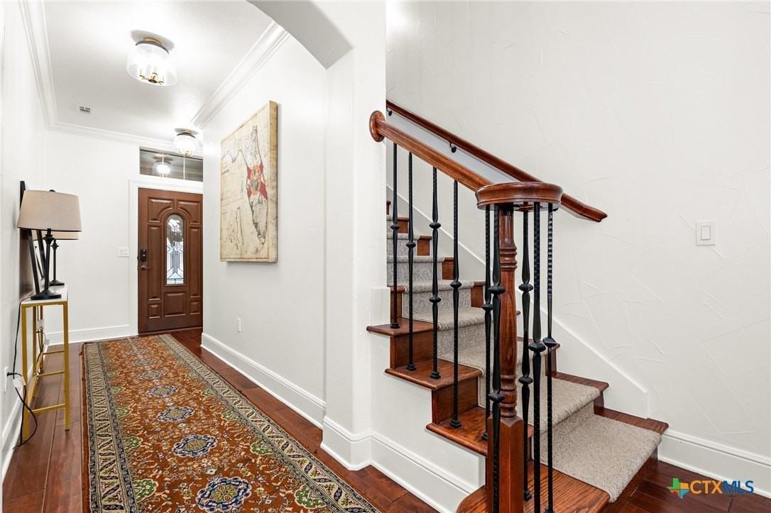 3107 Sweetwater Cv - Photo 4 of 40