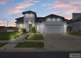 featured image of 7401 Hana Drive