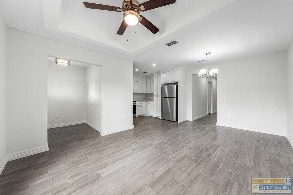 835 Taylor St - Photo 2 of 12