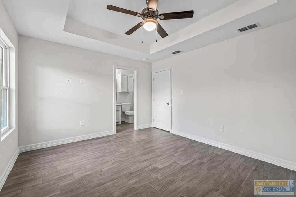 835 Taylor St - Photo 7 of 12