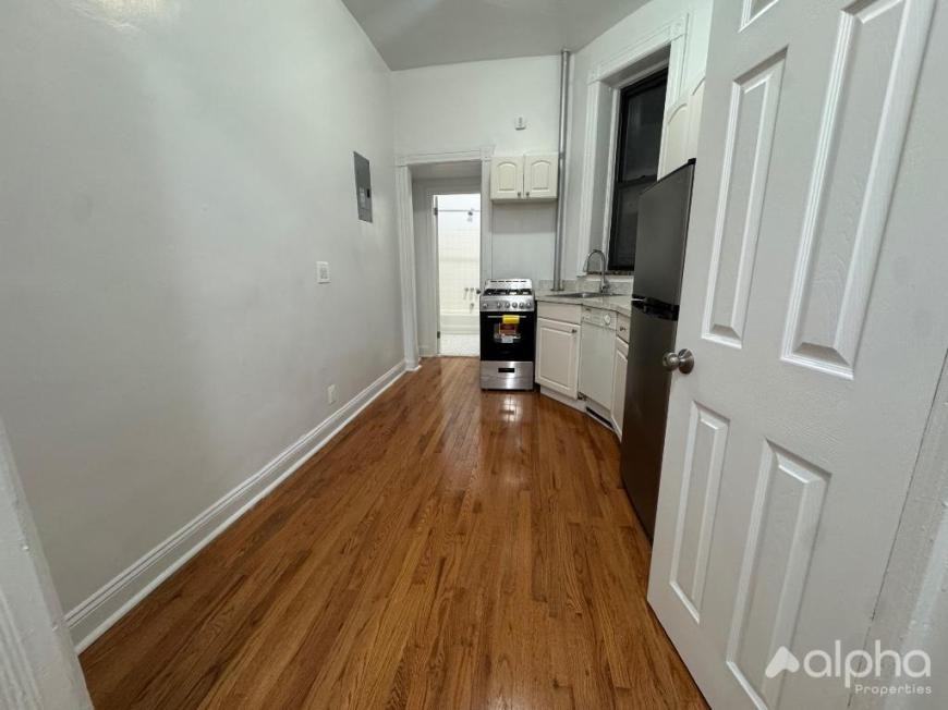 309 East 69th Street - Photo 7 of 10