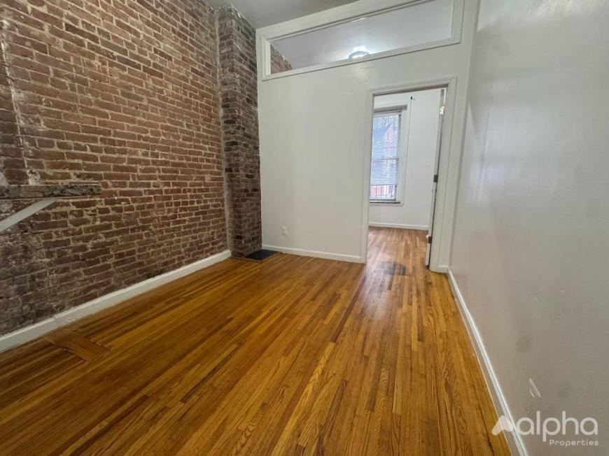 316 East 83rd Street - Photo 3 of 7