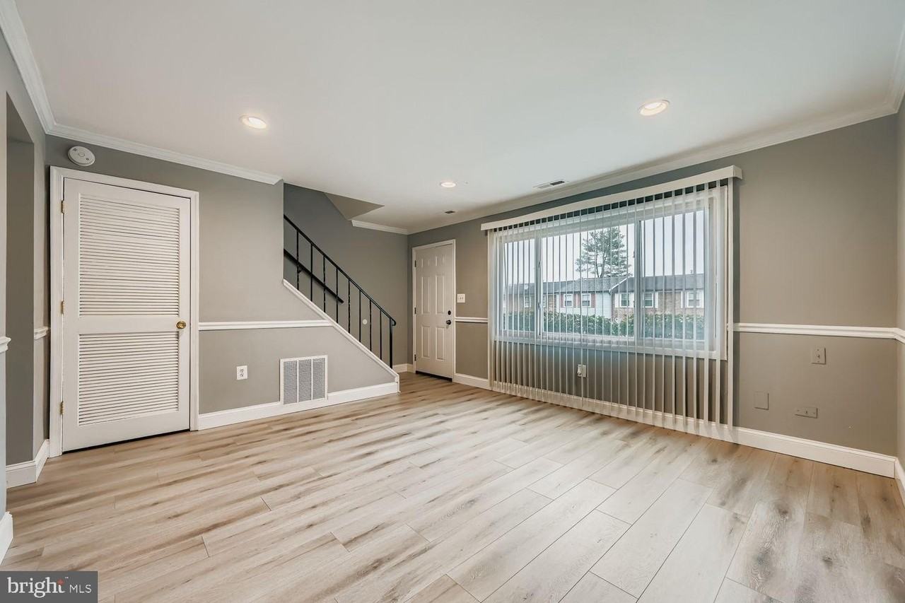 2610 Hallam Court #2610 - Photo 4 of 17